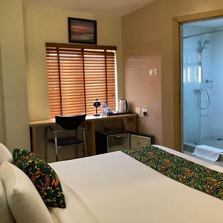 Adis Hotels Ibadan Extérieur photo