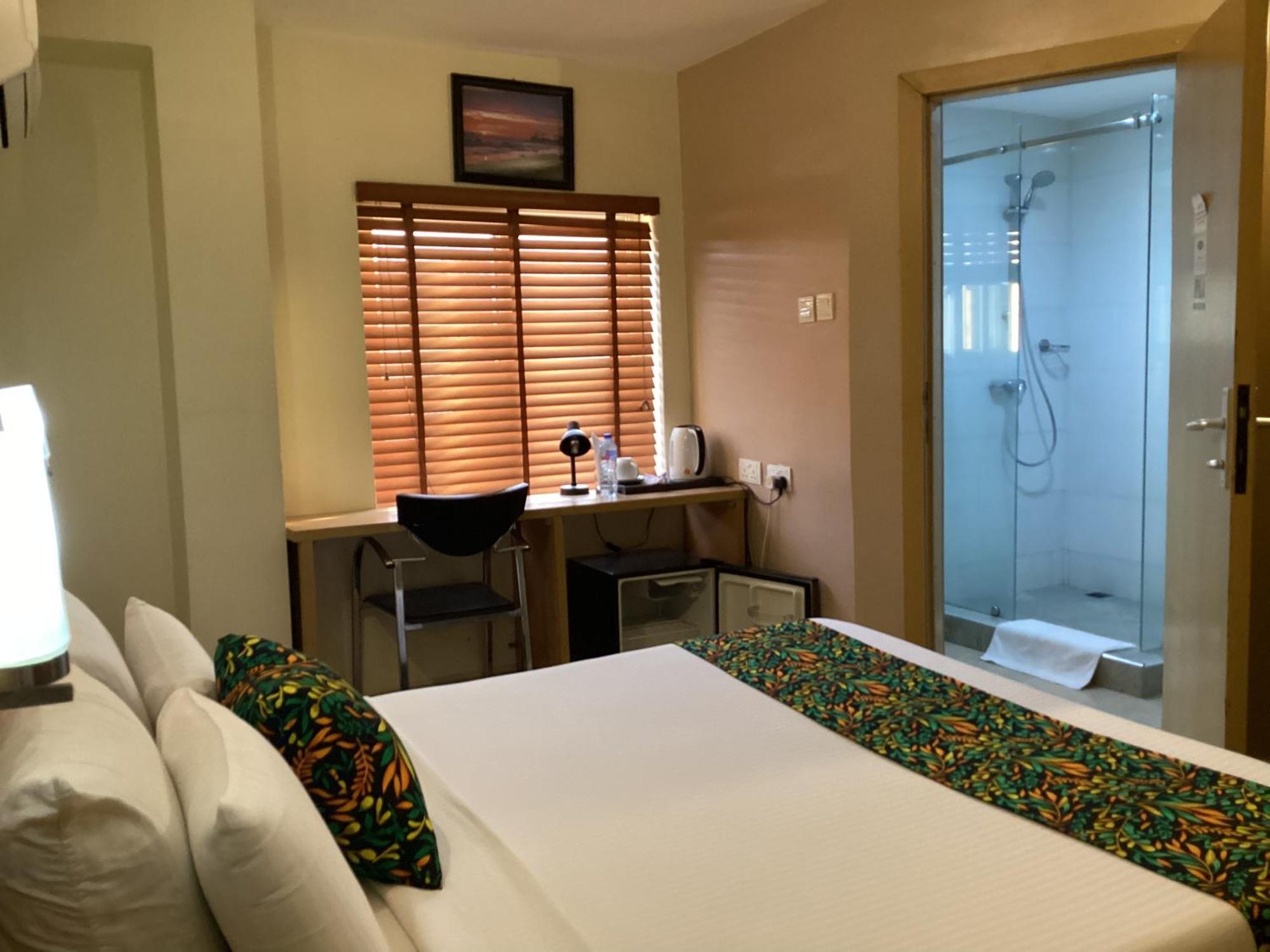 Adis Hotels Ibadan Extérieur photo